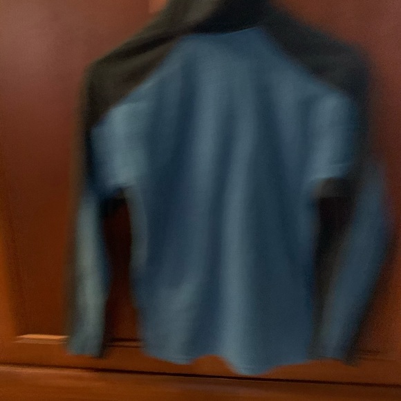 North Face 1/4 Zip Fleece - Picture 7 of 8